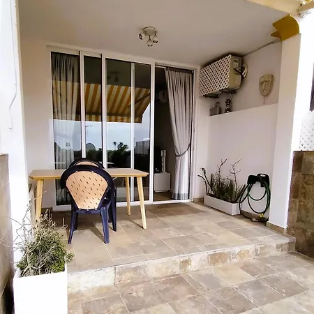 Cozy-deco Del Faro 아파트