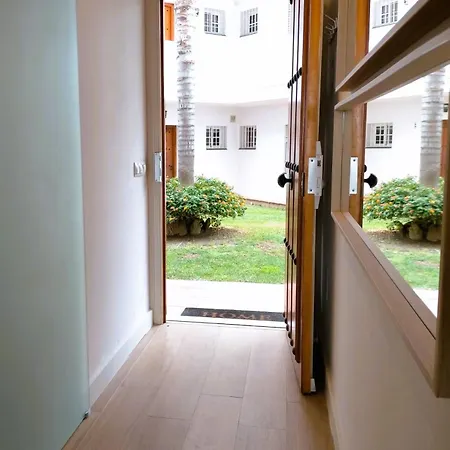 Cozy-deco Del Faro 아파트 *